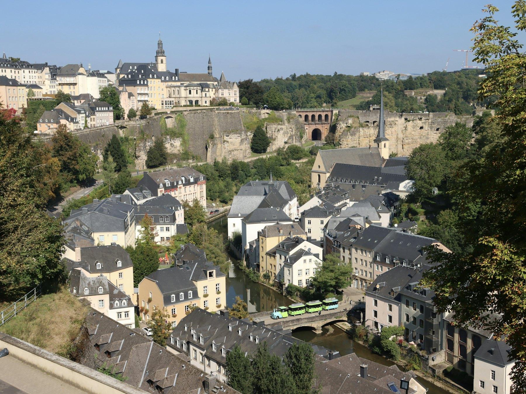 Loftopnam iwwer der Stad Lëtzebuerg am Owendliicht